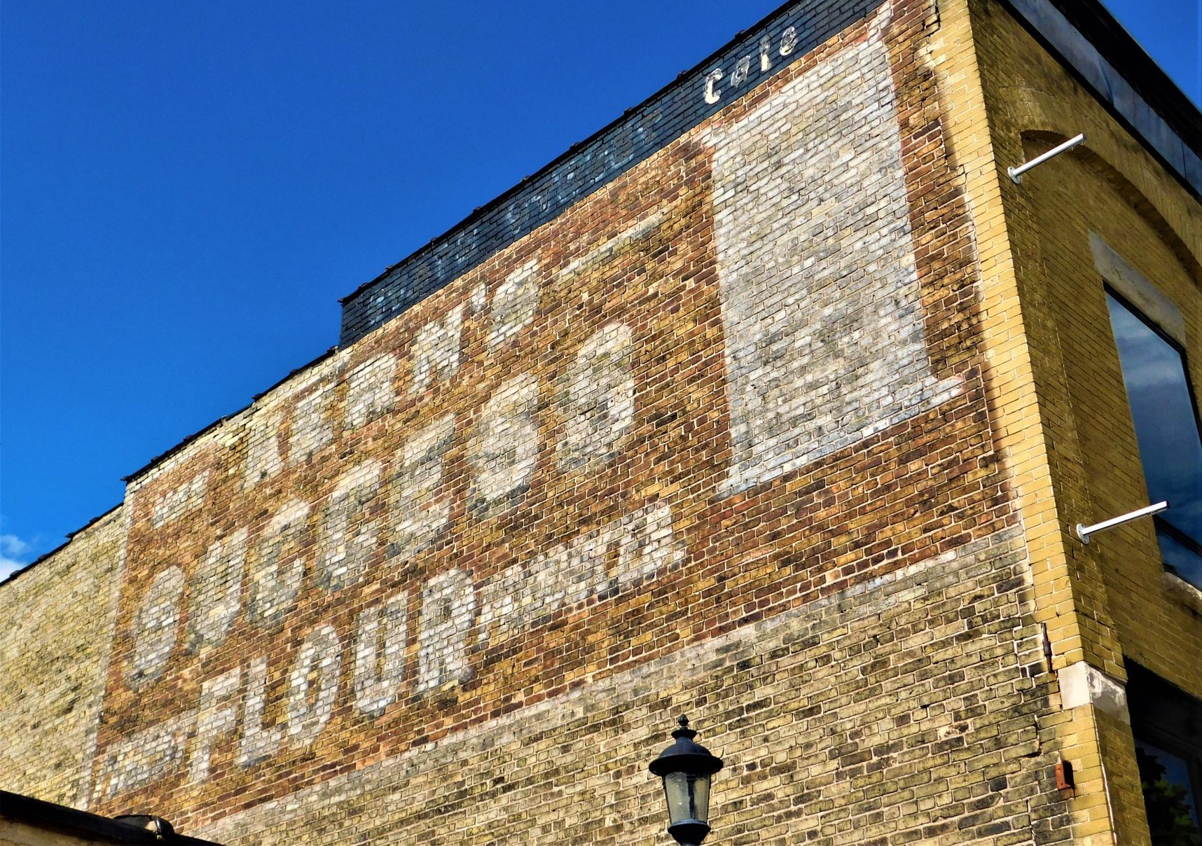 Ghost Signs Kern.jpg